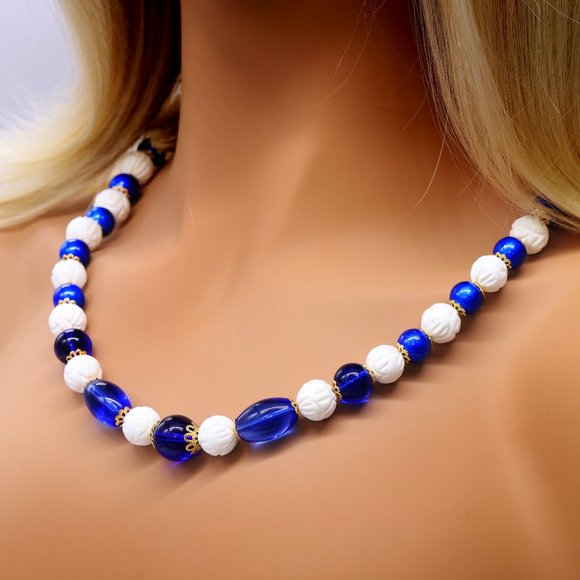 Custom made blue and white necklace with Lamp-Works beads and large lobster clas - Picture 2 of 7